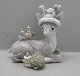 Bambi lying with animals frosty