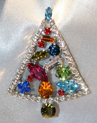 multicoloured-stone-christmas-tree-brooch