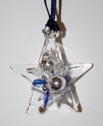 small-clear-glass-star-bluesilver-beads