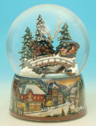 water-globe-sleigh-ride