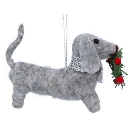 wool-mix-dachshund-with-wreath